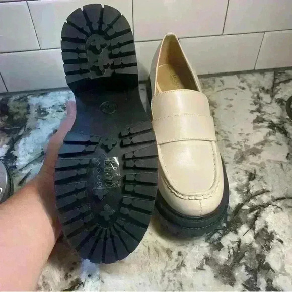 NWOB Michael Kors Women's Rocco Lug Sole Slip On Heeled Loafer - Picture 7 of 13